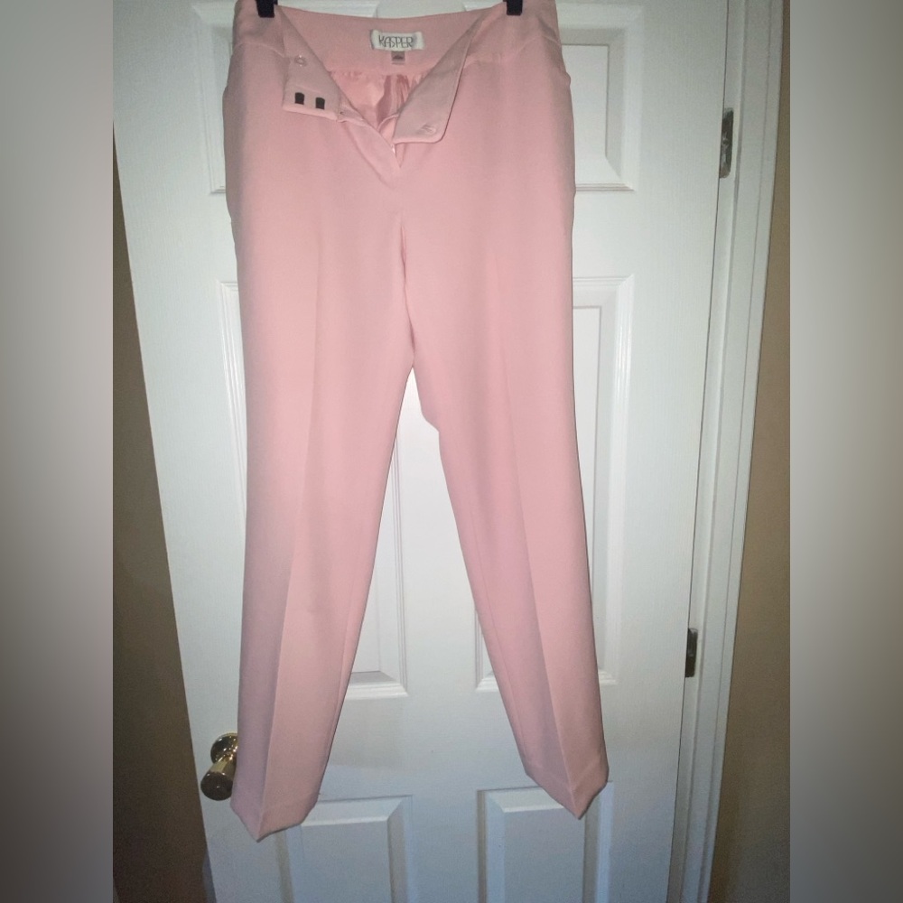 Kasper Women's Straight Leg Pants in Soft Pink SZ 4 EUC - Picture 3 of 9